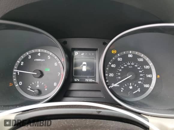 ✅ 2018 Hyundai Santa Fe 2.4L • VIN: 5XYZT3LB0JG521471 • Lot: 68947912. Wystawiony na Copart z przebiegiem 79 100 mil mil. Skorzystaj z bezpłatnego archiwum sprzedaży aukcyjnych z USA i zobacz szczegółowy raport historii pojazdu na DreamBid. Zdjęcie 9.