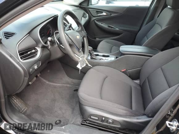 2023 Chevrolet Malibu LT z VIN 1G1ZD5ST2PF209336, wystawiony jako Copart lot #70748445 z przebiegiem 49 448 mil mil oraz Czysty tytuł • Clean title. Historia ofert i sprzedaży dostępna na DreamBid. Obrazek 7.