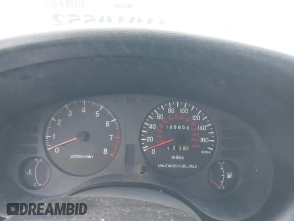 ✅ 1998 Mitsubishi Eclipse RS • VIN: 4A3AK34Y7WE045445 • Lot: 41910552. Wystawiony na IAAI z przebiegiem 126 859 mil. Bezpłatny archiwum sprzedaży aukcyjnych z USA i szczegółowy raport historii pojazdu na DreamBid. Zdjęcie 7.