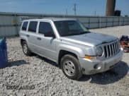 ✅ 2010 Jeep Patriot Sport • VIN: 1J4NT2GA7AD515931 • Лот: 66563725. Опубликован ранее на Copart с пробегом 197 716 миль. Бесплатный доступ к архиву аукционных продаж из США и подробный отчёт об истории автомобиля на DreamBid. Изображение 4.