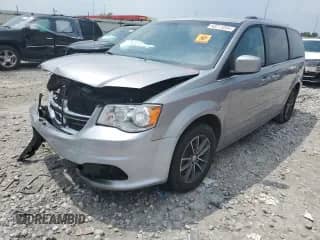 2017 Dodge Grand Caravan SXT с VIN 2C4RDGCG1HR574024, выставлен на аукционе Copart как лот 63711264 с пробегом 146 786 миль миль и Списание • Salvage title. История ставок и продаж доступна на DreamBid. Изображение 1.