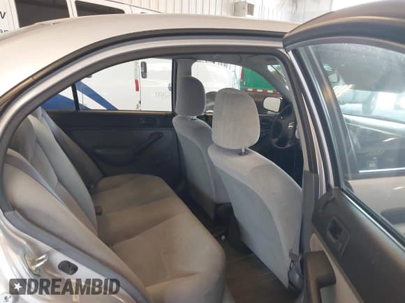 ✅ 2001 Honda Civic DX • VIN: 1HGES16221L041102 • Лот: 42969567. Опубликован ранее на IAAI с пробегом 165 781 миль. Бесплатный доступ к архиву аукционных продаж из США и подробный отчёт об истории автомобиля на DreamBid. Изображение 8.