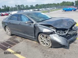 ✅ 2015 Lincoln MKZ • VIN: 3LN6L2G94FR604284 • Lot: 43025543. Wystawiony na IAAI z przebiegiem 107 826 mil. Bezpłatny archiwum sprzedaży aukcyjnych z USA i szczegółowy raport historii pojazdu na DreamBid. Zdjęcie 1.