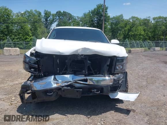 ✅ 2011 Chevrolet Silverado 1500 LS • VIN: 1GCRKREAXBZ313160 • Lot: 42382032. Wystawiony na IAAI z przebiegiem 124 932 mil mil. Skorzystaj z bezpłatnego archiwum sprzedaży aukcyjnych z USA i zobacz szczegółowy raport historii pojazdu na DreamBid. Zdjęcie 12.