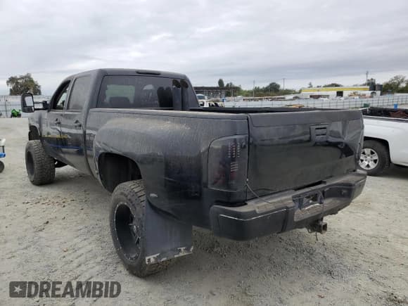 ✅ 2008 Chevrolet Silverado 3500HD DRW LTZ • VIN: 1GCJK33648F159273 • Лот: 84058505. Опубликован ранее на Copart с пробегом 137 756 миль. Бесплатный доступ к архиву аукционных продаж из США и подробный отчёт об истории автомобиля на DreamBid. Изображение 2.