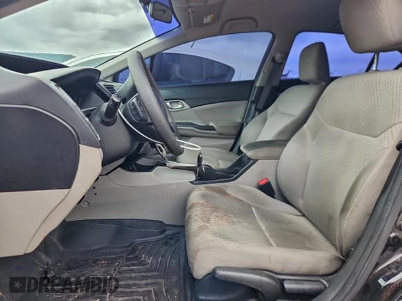 ✅ 2015 Honda Civic LX • VIN: 2HGFB2F58FH512209 • Лот: 93630225. Опубликован ранее на Copart с пробегом 140 252 миль. Бесплатный доступ к архиву аукционных продаж из США и подробный отчёт об истории автомобиля на DreamBid. Изображение 7.