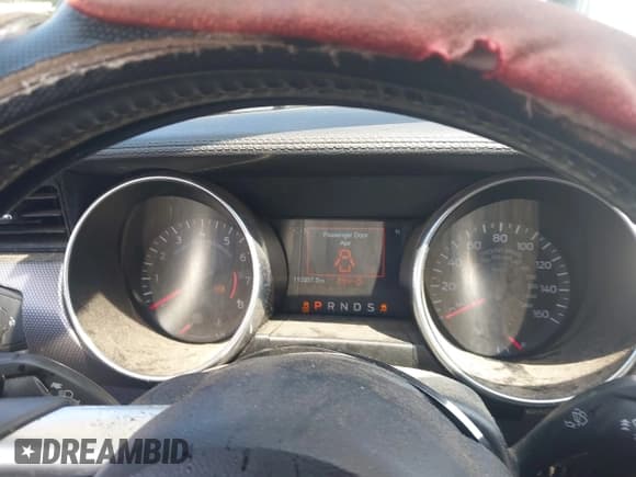 ✅ 2018 Ford Mustang EcoBoost • VIN: 1FA6P8TH1J5135309 • Lot: 43040556. Listed on IAAI with 110,357 mi. Free auction sales archive from the USA and detailed vehicle history report at DreamBid. Image 7.