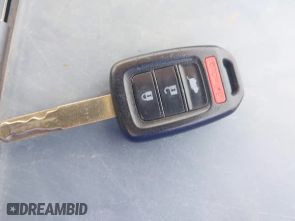 ✅ 2015 Honda CR-V LX • VIN: 5J6RM4H32FL099875 • Lot: 42948234. Wystawiony na IAAI z przebiegiem 132 516 mil. Bezpłatny archiwum sprzedaży aukcyjnych z USA i szczegółowy raport historii pojazdu na DreamBid. Zdjęcie 11.