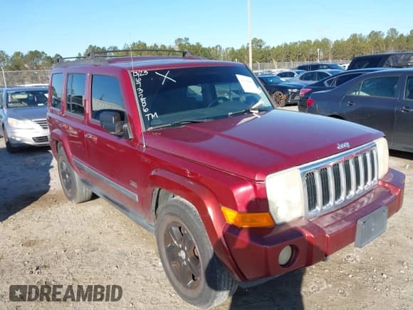 ✅ 2007 Jeep Commander Sport • VIN: 1J8HH48P17C673286 • Lot: 41361680. Listed on IAAI with 229,407 mi. Free auction sales archive from the USA and detailed vehicle history report at DreamBid. Image 1.