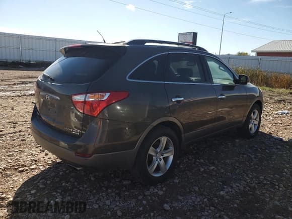 ✅ 2008 Hyundai Veracruz GLS • VIN: KM8NU13C58U073564 • Lot: 87407005. Listed on Copart with 204,884 mi. Free auction sales archive from the USA and detailed vehicle history report at DreamBid. Image 3.