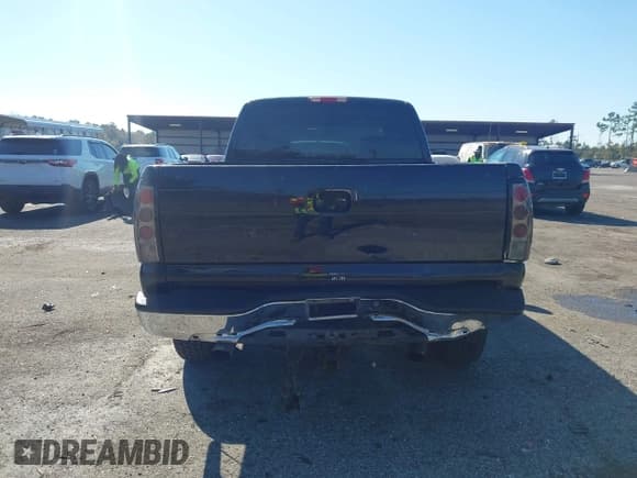 ✅ 2001 Chevrolet Silverado 1500 LS • VIN: 2GCEK19T811345222 • Лот: 43707105. Опубликован ранее на IAAI с пробегом 243 397 миль. Бесплатный доступ к архиву аукционных продаж из США и подробный отчёт об истории автомобиля на DreamBid. Изображение 16.