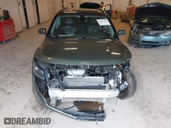 ✅ 2019 Jeep Compass Limited • VIN: 3C4NJDCB0KT806255 • Lot: 42647138. Wystawiony na IAAI z przebiegiem 87 011 mil. Bezpłatny archiwum sprzedaży aukcyjnych z USA i szczegółowy raport historii pojazdu na DreamBid. Zdjęcie 11.