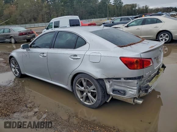 ✅ 2010 Lexus IS 250 • VIN: JTHBF5C26A2098201 • Лот: 95569635. Опубликован ранее на Copart с пробегом 241 709 миль. Бесплатный доступ к архиву аукционных продаж из США и подробный отчёт об истории автомобиля на DreamBid. Изображение 2.