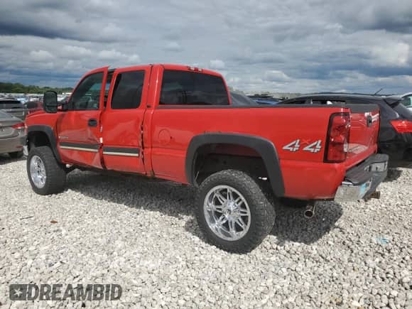 2006 Chevrolet Silverado 2500HD LT1 с VIN 1GCHK29U46E165589, выставлен на аукционе Copart как лот 70109875 с пробегом 203 174 миль миль и Чистый • Clean title. История ставок и продаж доступна на DreamBid. Изображение 2.