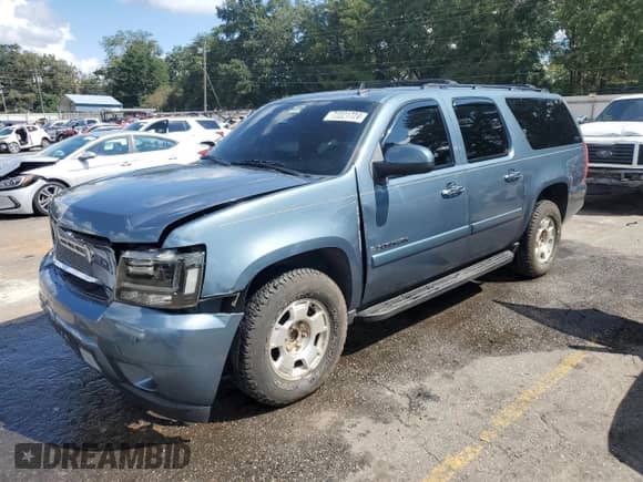 2008 Chevrolet Suburban LT с VIN 1GNFC16078J245227, выставлен на аукционе Copart как лот 72221724 с пробегом 169 519 миль миль и Списание • Salvage title. История ставок и продаж доступна на DreamBid. Изображение 1.