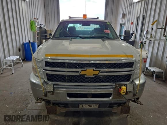 ✅ 2013 Chevrolet Silverado 2500HD LT • VIN: 1GC2KVEG3DZ250260 • Lot: 42507131. Wystawiony na IAAI z przebiegiem 352 641 mil. Bezpłatny archiwum sprzedaży aukcyjnych z USA i szczegółowy raport historii pojazdu na DreamBid. Zdjęcie 1.
