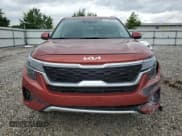 ✅ 2022 Kia Seltos S • VIN: KNDEUCAAXN7299126 • Лот: 60198595. Опубликован ранее на Copart с пробегом 40 115 миль. Бесплатный доступ к архиву аукционных продаж из США и подробный отчёт об истории автомобиля на DreamBid. Изображение 5.