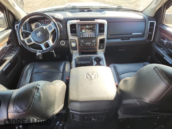 ✅ 2016 Ram 1500 Laramie • VIN: 1C6RR7NM1GS392560 • Лот: 81747995. Опубликован ранее на Copart с пробегом 145 988 миль. Бесплатный доступ к архиву аукционных продаж из США и подробный отчёт об истории автомобиля на DreamBid. Изображение 8.