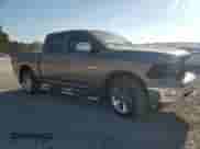 2009 Dodge 1500 SLT z VIN 1D3HV13TX9S748991, wystawiony jako Copart lot #78083484 z przebiegiem 138 071 mil mil oraz Szkoda całkowita • Salvage title. Historia ofert i sprzedaży dostępna na DreamBid. Obrazek 4.