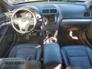 ✅ 2017 Ford Explorer XLT • VIN: 1FM5K8D86HGA07029 • Lot: 94090355. Wystawiony na Copart z przebiegiem 106 861 mil. Bezpłatny archiwum sprzedaży aukcyjnych z USA i szczegółowy raport historii pojazdu na DreamBid. Zdjęcie 8.