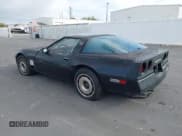 ✅ 1984 Chevrolet Corvette • VIN: 1G1AY078XE5105561 • Лот: 43829512. Опубликован ранее на IAAI с пробегом 106 448 миль. Бесплатный доступ к архиву аукционных продаж из США и подробный отчёт об истории автомобиля на DreamBid. Изображение 3.