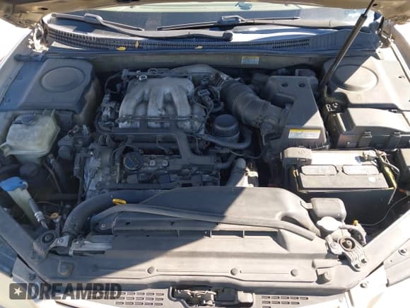 ✅ 2006 Hyundai Azera SE • VIN: KMHFC46F66A124356 • Lot: 43560908. Listed on IAAI with 155,569 mi. Free auction sales archive from the USA and detailed vehicle history report at DreamBid. Image 10.