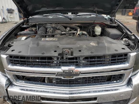 ✅ 2007 Chevrolet Silverado 2500HD LTZ • VIN: 1GCHK23637F512996 • Lot: 46465715. Wystawiony na Copart z przebiegiem 420 732 mil. Bezpłatny archiwum sprzedaży aukcyjnych z USA i szczegółowy raport historii pojazdu na DreamBid. Zdjęcie 11.