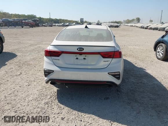 ✅ 2020 Kia Forte GT • VIN: 3KPF44AC7LE229608 • Lot: 43247189. Wystawiony na IAAI z przebiegiem 86 702 mil. Bezpłatny archiwum sprzedaży aukcyjnych z USA i szczegółowy raport historii pojazdu na DreamBid. Zdjęcie 16.