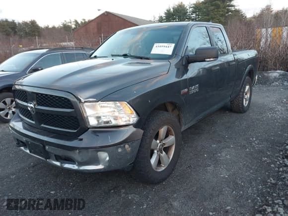 ✅ 2015 Ram 1500 Big Horn • VIN: 1C6RR7GT1FS648702 • Lot: 41059447. Wystawiony na IAAI z przebiegiem 162 645 mil. Bezpłatny archiwum sprzedaży aukcyjnych z USA i szczegółowy raport historii pojazdu na DreamBid. Zdjęcie 17.