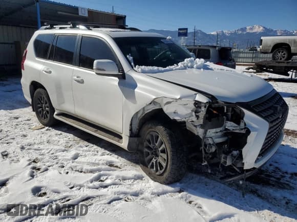 ✅ 2022 Lexus GX 460 • VIN: JTJKM7BX3N5319822 • Lot: 42830955. Wystawiony na Copart z przebiegiem 61 823 mil. Bezpłatny archiwum sprzedaży aukcyjnych z USA i szczegółowy raport historii pojazdu na DreamBid. Zdjęcie 4.