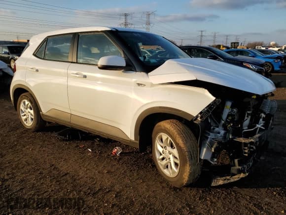 ✅ 2021 Hyundai Venue SE • VIN: KMHRB8A33MU070952 • Lot: 80536604. Listed on Copart with 24,495 mi. Free auction sales archive from the USA and detailed vehicle history report at DreamBid. Image 4.