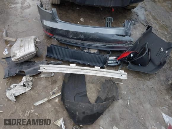 ✅ 2017 Audi A4 • VIN: WAUPNAF49HA176712 • Лот: 41447809. Опубликован ранее на IAAI с пробегом 43 941 миль. Бесплатный доступ к архиву аукционных продаж из США и подробный отчёт об истории автомобиля на DreamBid. Изображение 12.