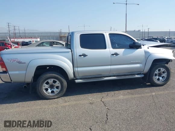✅ 2006 Toyota Tacoma PreRunner • VIN: 5TEJU62N56Z168519 • Лот: 42931177. Опубликован ранее на IAAI с пробегом 192 263 миль. Бесплатный доступ к архиву аукционных продаж из США и подробный отчёт об истории автомобиля на DreamBid. Изображение 13.