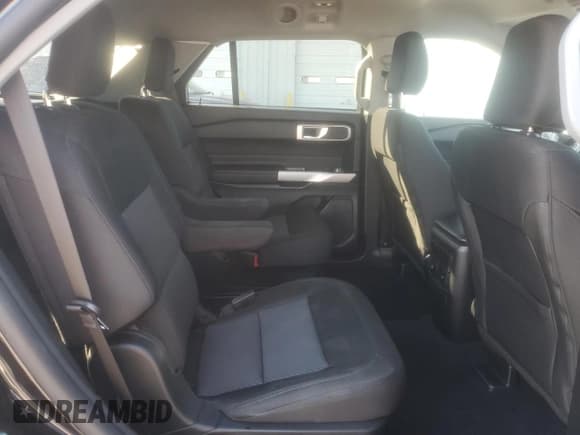 ✅ 2024 Ford Explorer XLT • VIN: 1FMSK7DH0RGA89869 • Lot: 84703895. Wystawiony na Copart z przebiegiem 25 247 mil. Bezpłatny archiwum sprzedaży aukcyjnych z USA i szczegółowy raport historii pojazdu na DreamBid. Zdjęcie 11.