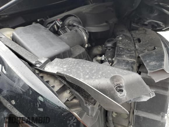 ✅ 2020 Chevrolet Colorado 2WD LT • VIN: 1GCGSCEN3L1101272 • Lot: 63368615. Wystawiony na Copart z przebiegiem Nie podano. Bezpłatny archiwum sprzedaży aukcyjnych z USA i szczegółowy raport historii pojazdu na DreamBid. Zdjęcie 11.