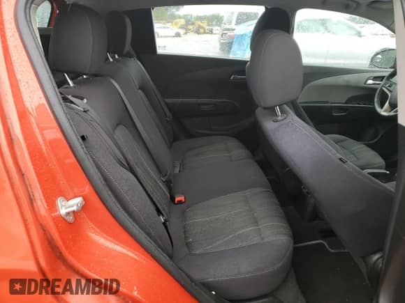 ✅ 2013 Chevrolet Sonic LT • VIN: 1G1JC6SHXD4142896 • Лот: 75015374. Размещён на Copart с пробегом 150 472 миль миль. Получите бесплатный доступ к архиву аукционных продаж из США и посмотрите подробный отчёт об истории автомобиля на DreamBid. Изображение 11.