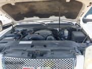 ✅ 2007 GMC Yukon SLT • VIN: 1GKFC13017R307982 • Лот: 42002349. Опубликован ранее на IAAI с пробегом 176 015 миль. Бесплатный доступ к архиву аукционных продаж из США и подробный отчёт об истории автомобиля на DreamBid. Изображение 10.