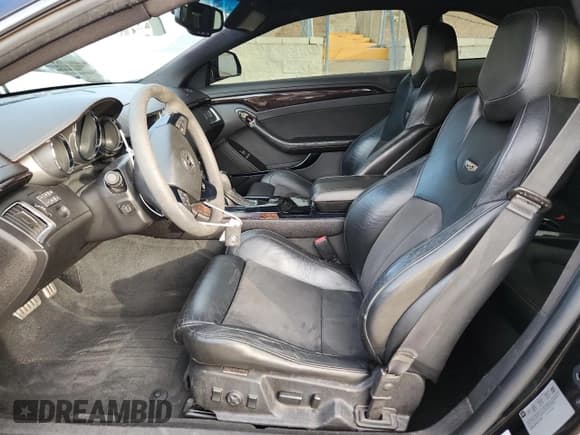 ✅ 2012 Cadillac CTS-V • VIN: 1G6DV1EP3C0137987 • Лот: 92255775. Опубликован ранее на Copart с пробегом 150 105 миль. Бесплатный доступ к архиву аукционных продаж из США и подробный отчёт об истории автомобиля на DreamBid. Изображение 7.