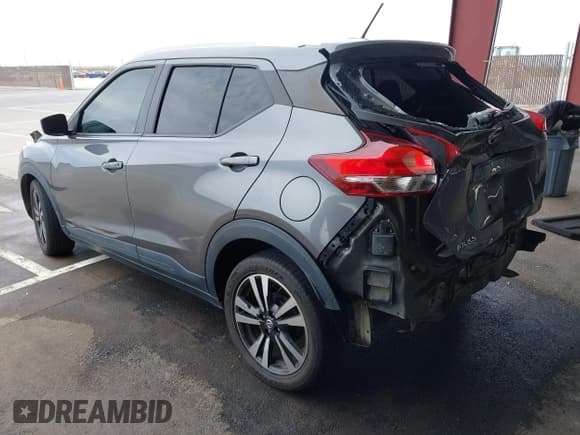 ✅ 2019 Nissan Kicks SR • VIN: 3N1CP5CU8KL529676 • Лот: 43268187. Опубликован ранее на IAAI с пробегом 112 994 миль. Бесплатный доступ к архиву аукционных продаж из США и подробный отчёт об истории автомобиля на DreamBid. Изображение 3.