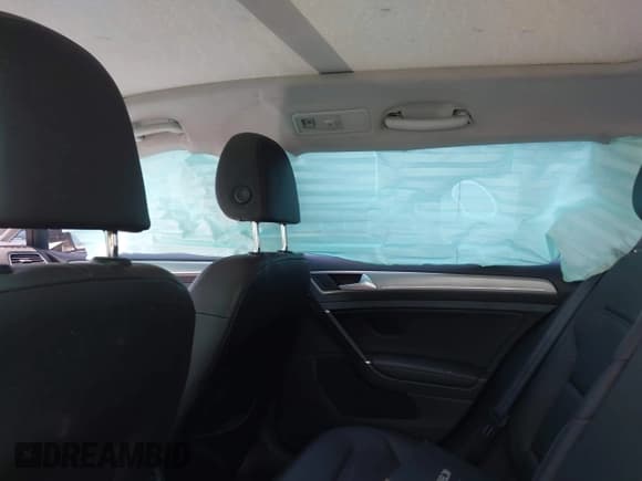 ✅ 2016 Volkswagen Golf TSI S • VIN: 3VWC17AUXGM514365 • Lot: 43017568. Listed on IAAI with 92,593 mi. Free auction sales archive from the USA and detailed vehicle history report at DreamBid. Image 19.