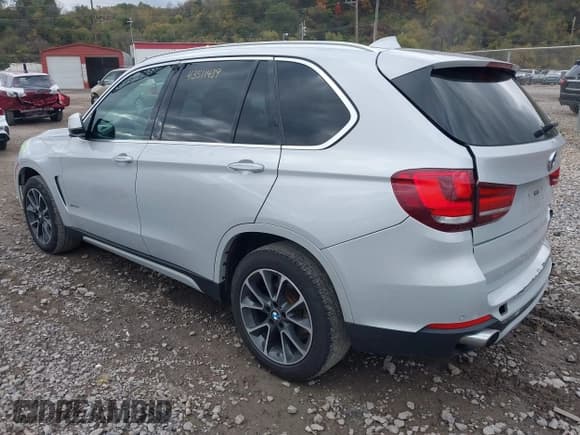✅ 2017 BMW X5 xDrive35i • VIN: 5UXKR0C58H0V50062 • Lot: 43511489. Listed on IAAI with 78,105 mi. Free auction sales archive from the USA and detailed vehicle history report at DreamBid. Image 3.