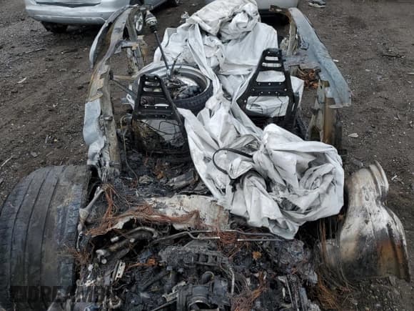 ✅ 2022 Porsche 911 Turbo S • VIN: WP0AD2A92NS256122 • Lot: 55649955. Wystawiony na Copart z przebiegiem Nie podano. Bezpłatny archiwum sprzedaży aukcyjnych z USA i szczegółowy raport historii pojazdu na DreamBid. Zdjęcie 10.