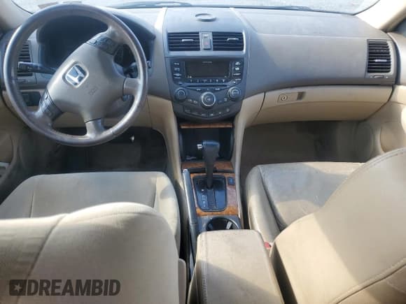 ✅ 2004 Honda Accord EX • VIN: 1HGCM66564A020777 • Лот: 91127215. Опубликован ранее на Copart с пробегом Не указан. Бесплатный доступ к архиву аукционных продаж из США и подробный отчёт об истории автомобиля на DreamBid. Изображение 8.