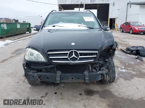 ✅ 2004 Mercedes-Benz M 500 • VIN: 4JGAB75E34A459997 • Lot: 41543330. Wystawiony na IAAI z przebiegiem 194 036 mil. Bezpłatny archiwum sprzedaży aukcyjnych z USA i szczegółowy raport historii pojazdu na DreamBid. Zdjęcie 6.