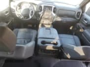 ✅ 2021 Chevrolet Silverado 1500 LT Trail Boss • VIN: 3GCPYFED8MG315183 • Lot: 70418424. Wystawiony na Copart z przebiegiem 77 205 mil. Bezpłatny archiwum sprzedaży aukcyjnych z USA i szczegółowy raport historii pojazdu na DreamBid. Zdjęcie 8.