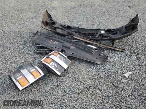 ✅ 2015 Chevrolet Silverado 2500HD Work Truck • VIN: 1GC2CUEG8FZ553402 • Lot: 55828735. Listed on Copart with 112,487 mi. Free auction sales archive from the USA and detailed vehicle history report at DreamBid. Image 12.