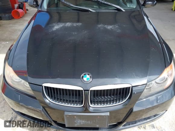 ✅ 2007 BMW 3 Series 328xi • VIN: WBAVC93517KX54691 • Lot: 43183816. Listed on IAAI with 138,072 mi. Free auction sales archive from the USA and detailed vehicle history report at DreamBid. Image 6.