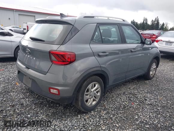 ✅ 2020 Hyundai Venue SEL • VIN: KMHRC8A35LU014510 • Lot: 41778111. Listed on IAAI with 60,495 mi. Free auction sales archive from the USA and detailed vehicle history report at DreamBid. Image 4.