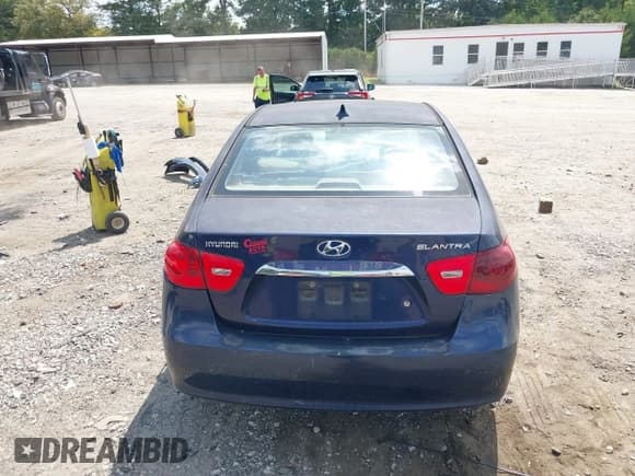 ✅ 2010 Hyundai Elantra GLS • VIN: KMHDU4AD7AU982954 • Lot: 43219038. Listed on IAAI with 260,741 mi. Free auction sales archive from the USA and detailed vehicle history report at DreamBid. Image 17.
