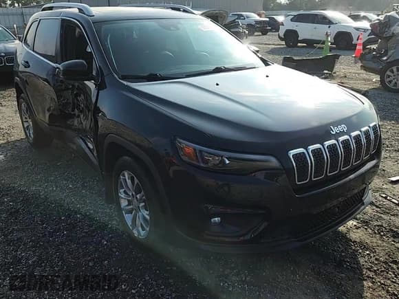 ✅ 2021 Jeep Cherokee Altitude • VIN: 1C4PJLLB6MD214970 • Lot: 69381035. Listed on Copart with 58,660 mi. Free auction sales archive from the USA and detailed vehicle history report at DreamBid. Image 14.
